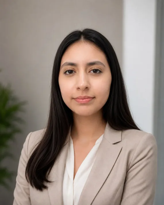 Sheila - Posicionamiento SEO y SEM en BCP Consulting