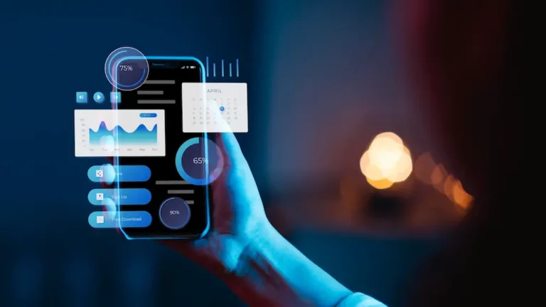 Sistema web vs aplicación móvil: diferencias, cómo se complementan y cuándo elegir cada uno para tu negocio